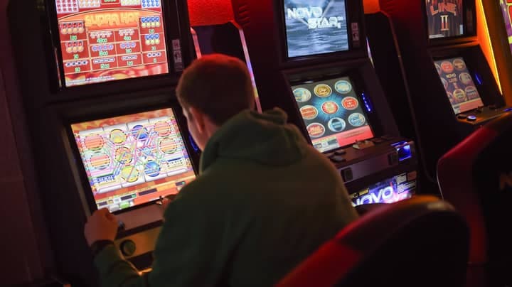 Situs Slot 777 Resmi dengan Teknologi Canggih