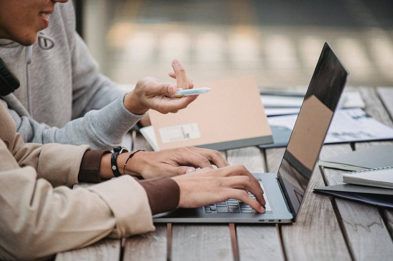 Mastering Customized Proposal Writing for Impactful Engagement