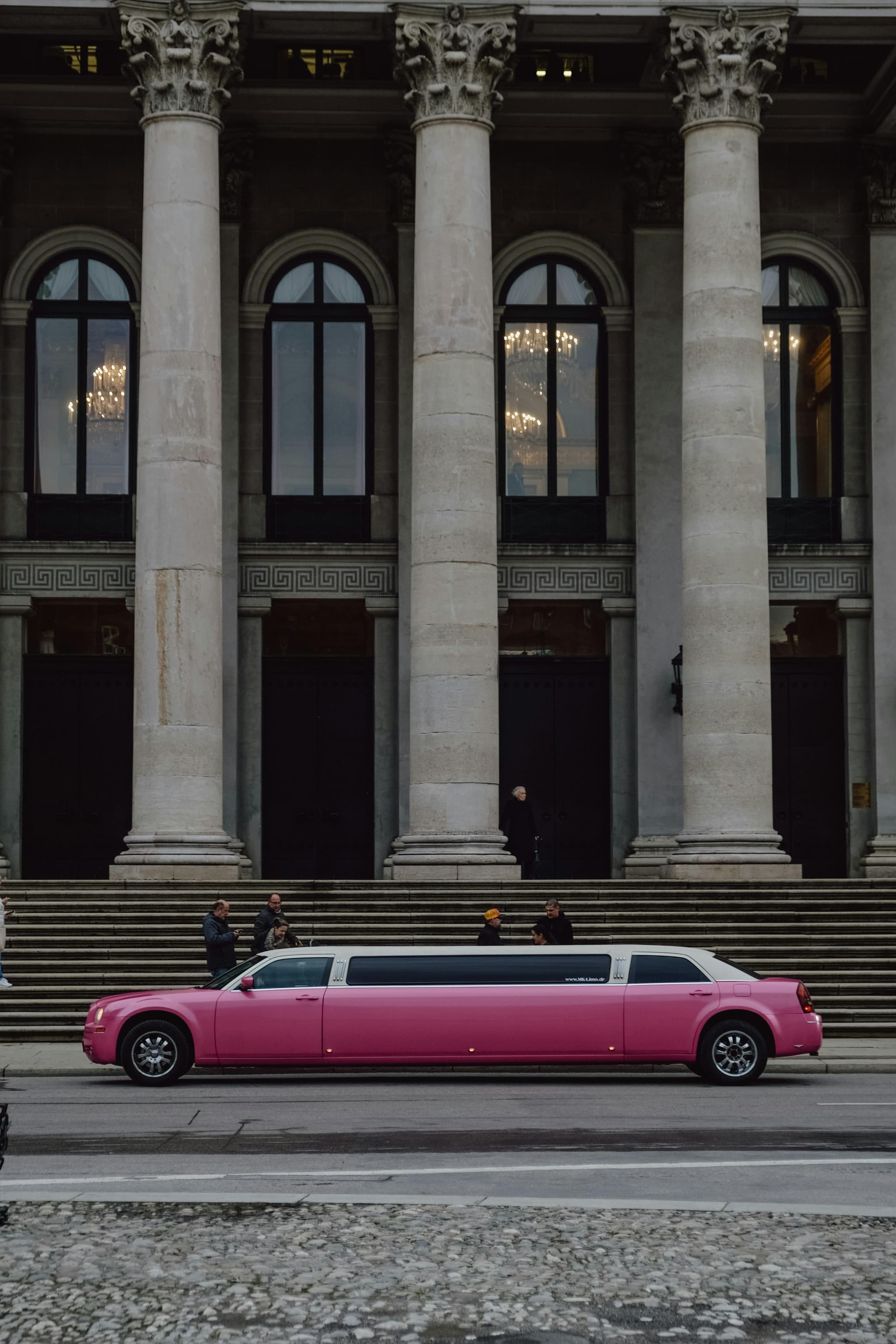 Miami Limo Service for Premium and Reliable Transportation